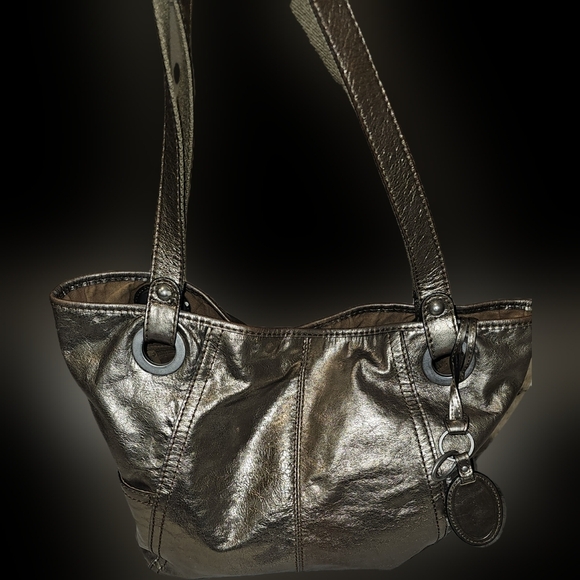 Fossil Metallic Gold Women's Tote Bag with Hang Tag and Key - Picture 1 of 16